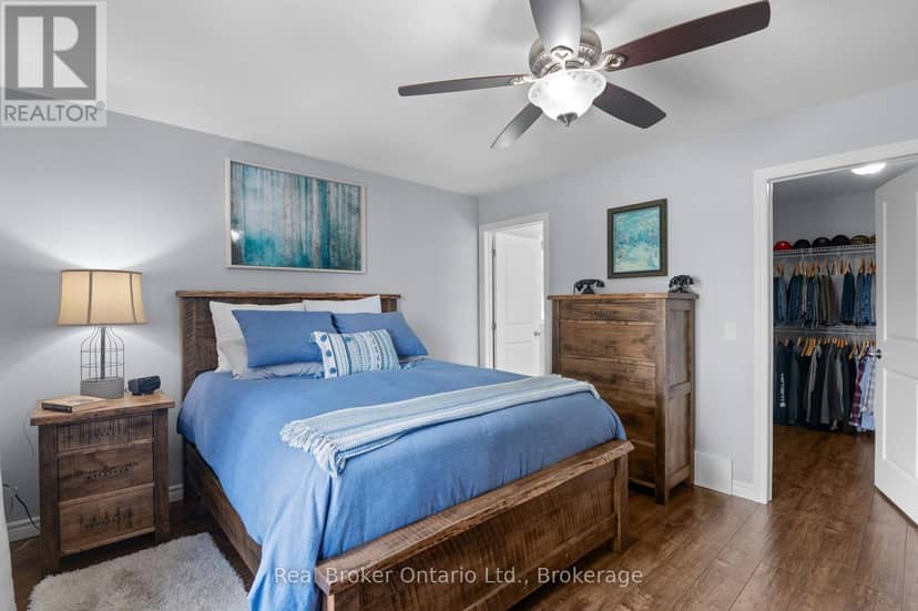 157 Clyde Street — photo 14 of 26