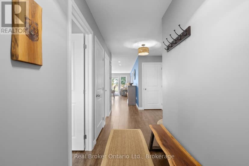 157 Clyde Street, Morris Turnberry, photo 4