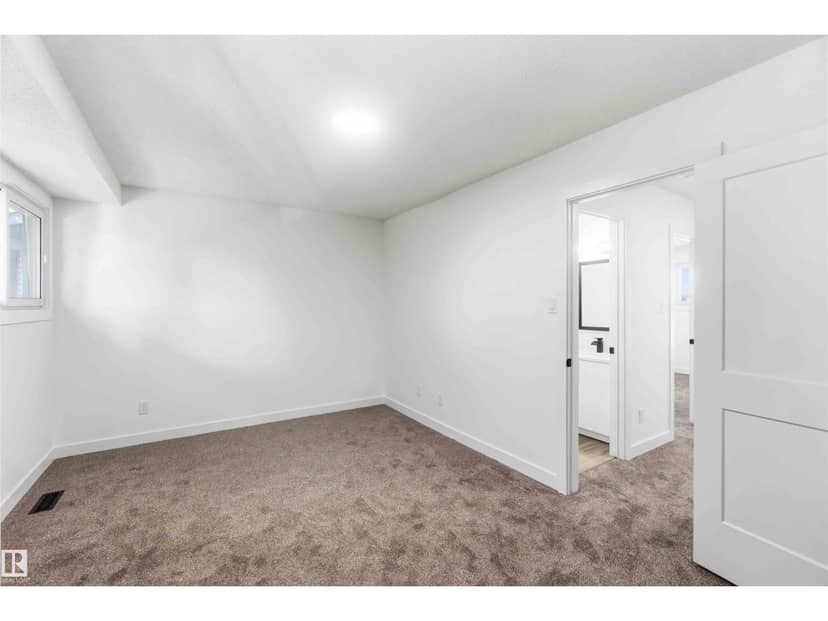 350 Clareview Rd NW — photo 37 of 40