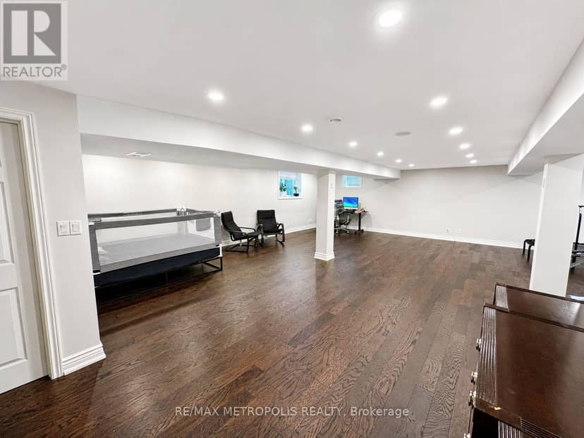 46 Whiterock Avenue — photo 24 of 32