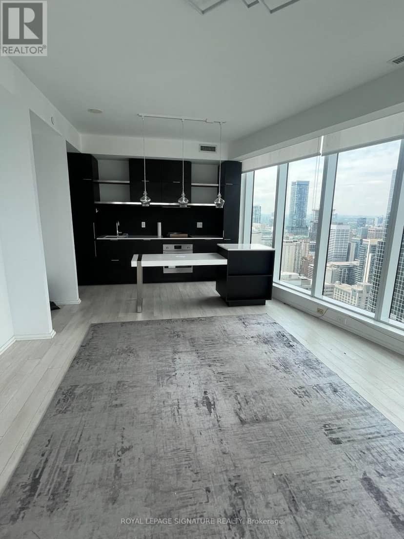 3802 - 197 Yonge Street — photo 3 of 11