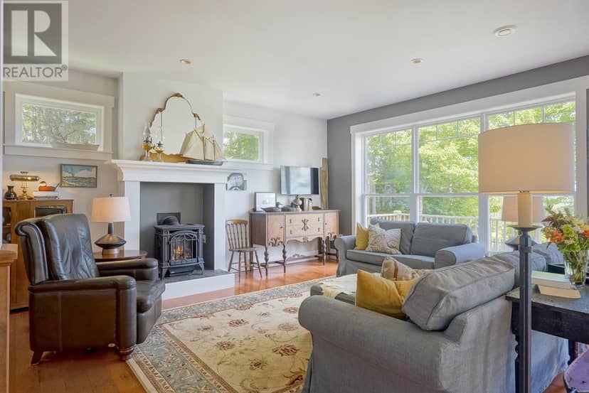 215 Buffalo Road — photo 11 of 40