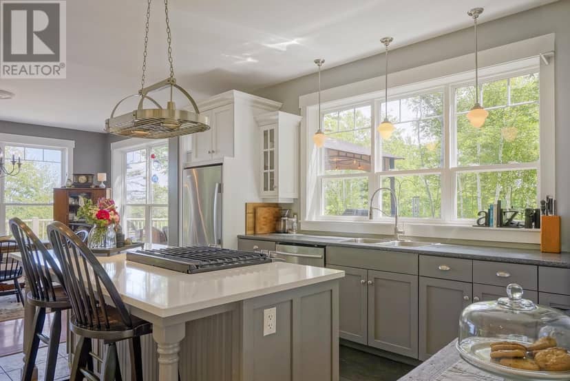 215 Buffalo Road, Rustico, photo 6