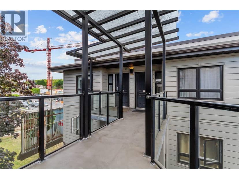 301 3788 W 10TH AVENUE, Vancouver, photo 2
