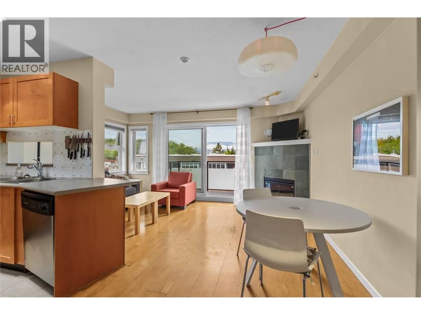301 3788 W 10TH AVENUE, Vancouver, photo 3