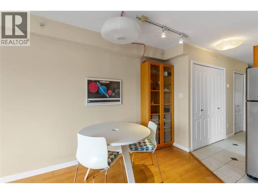 301 3788 W 10TH AVENUE, Vancouver, photo 8