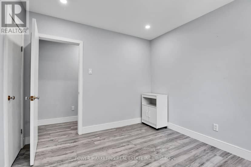 35 Tauvette Street — photo 22 of 40