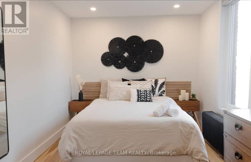121 Carruthers Avenue — photo 11 of 26