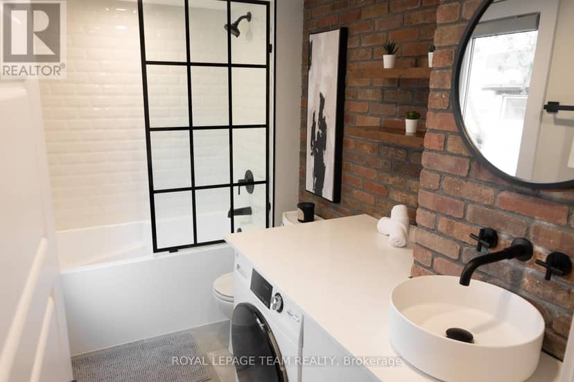 121 Carruthers Avenue — photo 16 of 26