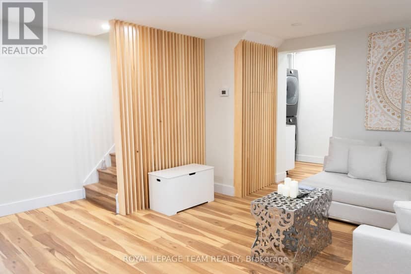 121 Carruthers Avenue — photo 8 of 26