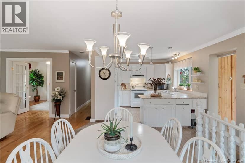 29 Dubois Street — photo 18 of 40