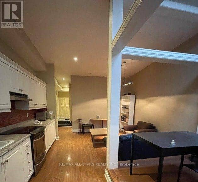 243 Lippincott Street — photo 4 of 9