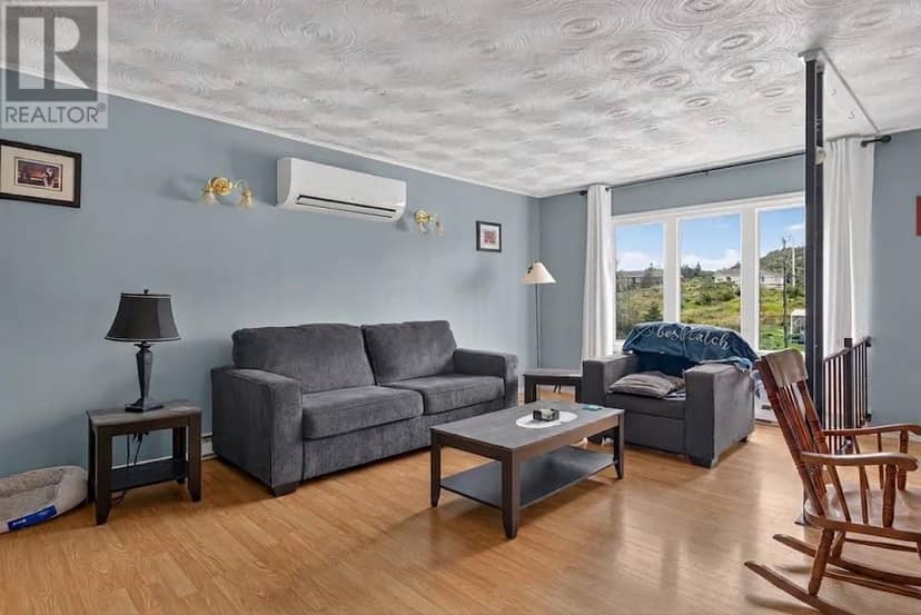 43 Durrell Street — photo 12 of 20