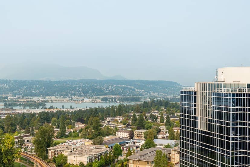 2501 10777 UNIVERSITY DRIVE, Surrey, photo 3
