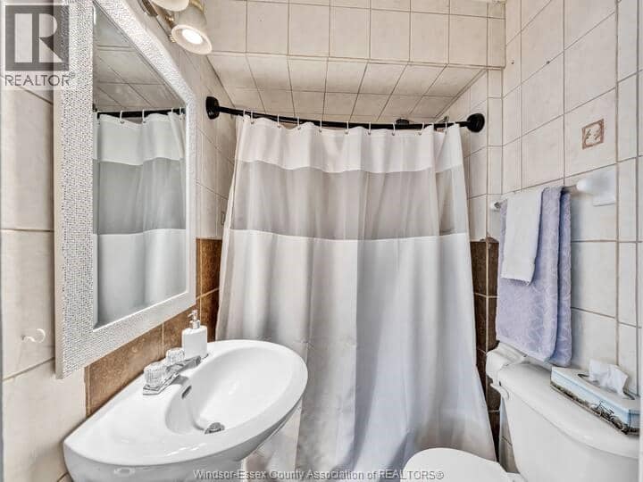 1757 Pierre Avenue — photo 18 of 24
