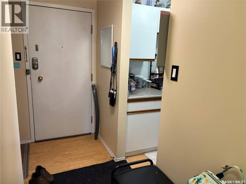 25 2309 17th STREET W, Saskatoon, photo 3