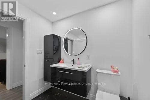 18 Hammond Crescent — photo 40 of 40