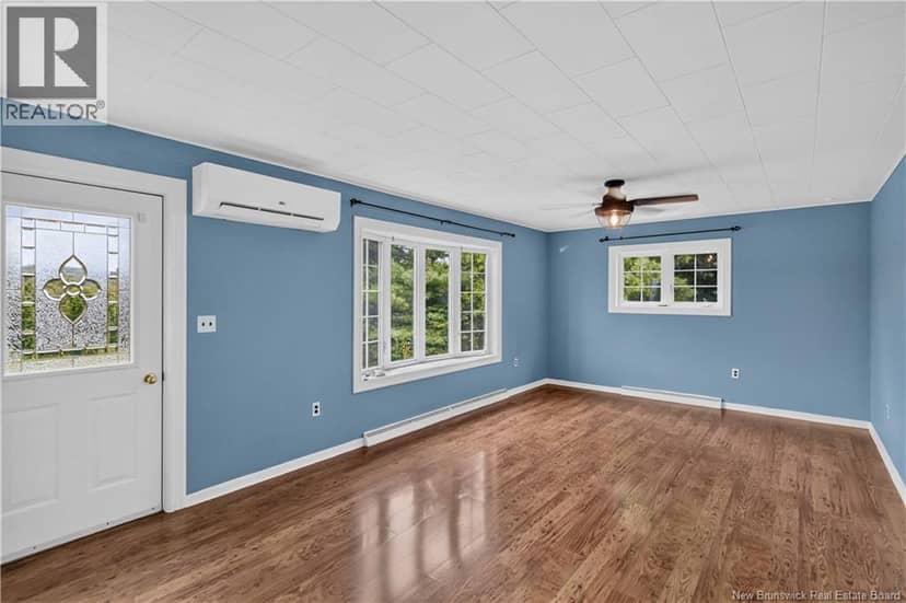 3164 Main Street, Centreville, photo 4