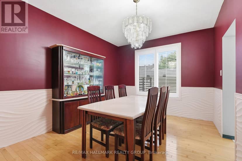 563 Evangeline Street — photo 12 of 40