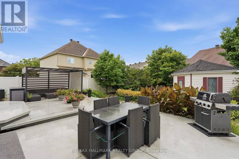 563 Evangeline Street — photo 38 of 40