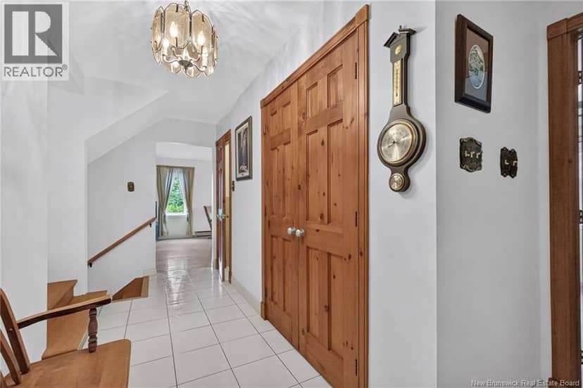 47 Mollins Road — photo 15 of 40