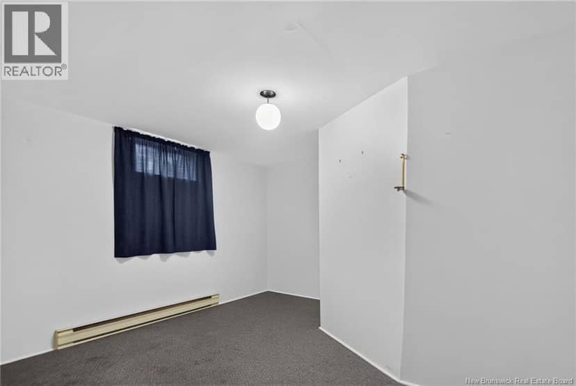 47 Mollins Road — photo 17 of 40