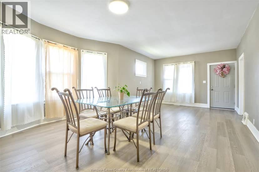 3264 Baby Street — photo 8 of 25