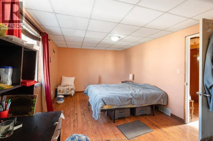 497 Caron AVENUE — photo 3 of 21