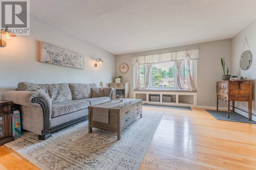 64 Kimberly Drive — photo 8 of 40