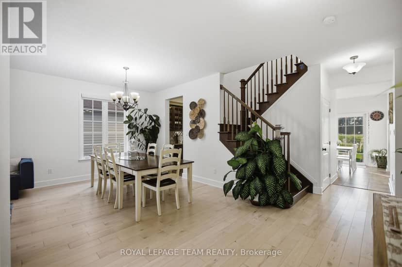790 Kilbirnie Drive — photo 5 of 40