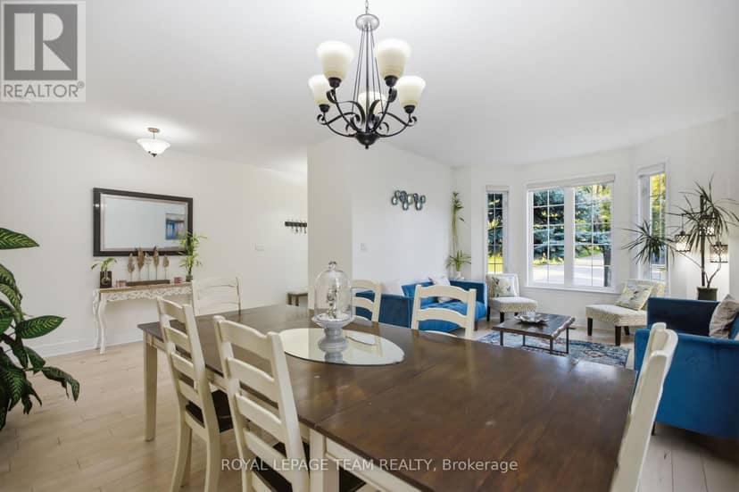 790 Kilbirnie Drive — photo 6 of 40