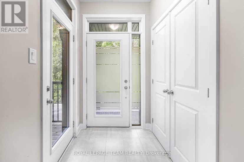 32 - 538 Crescendo Private — photo 6 of 35