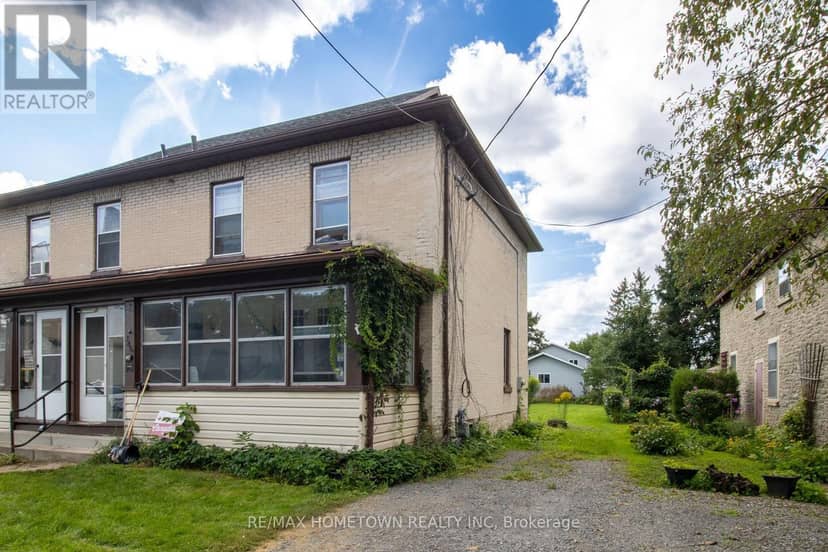 146 Park Street W, Prescott, photo 2