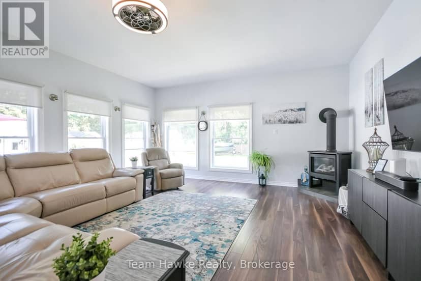 25 Lucy Street — photo 11 of 40