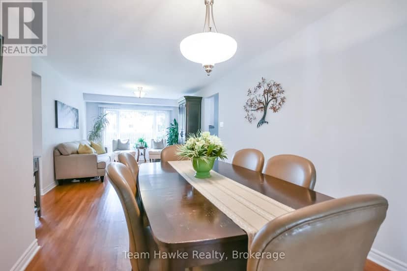 25 Lucy Street — photo 16 of 40
