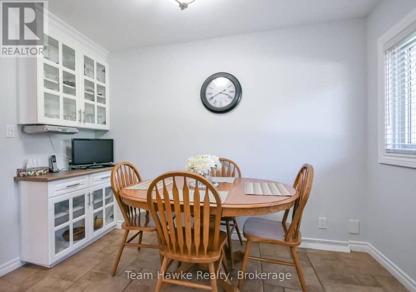 25 Lucy Street — photo 26 of 40
