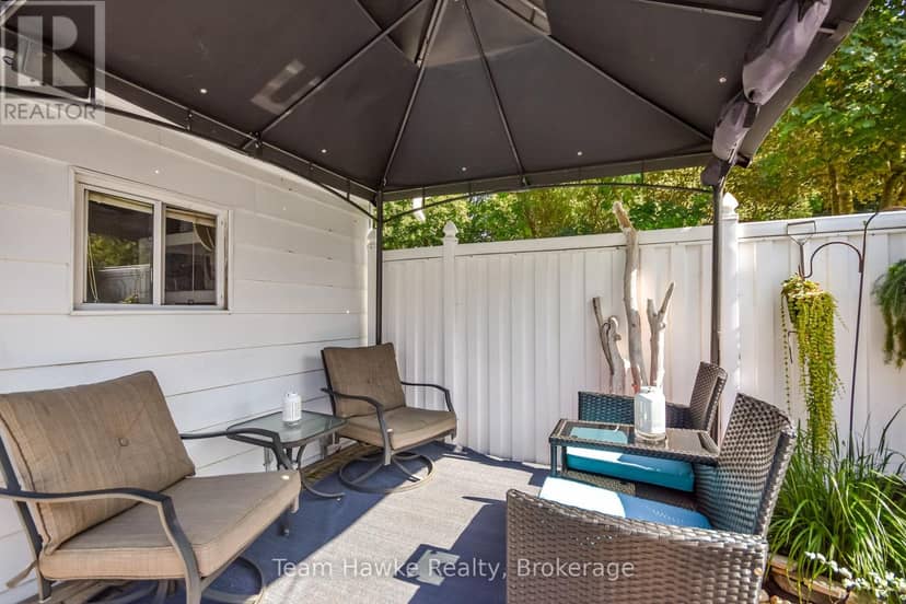 25 Lucy Street — photo 40 of 40