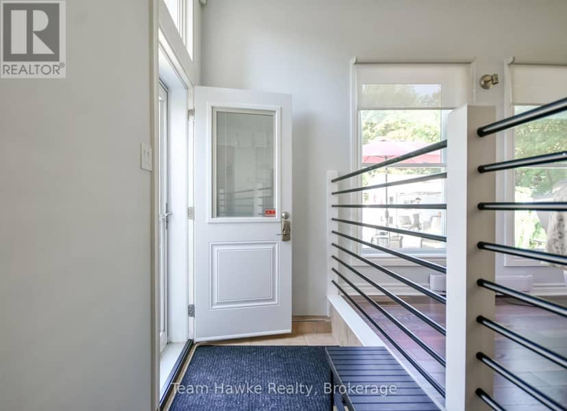 25 Lucy Street — photo 8 of 40