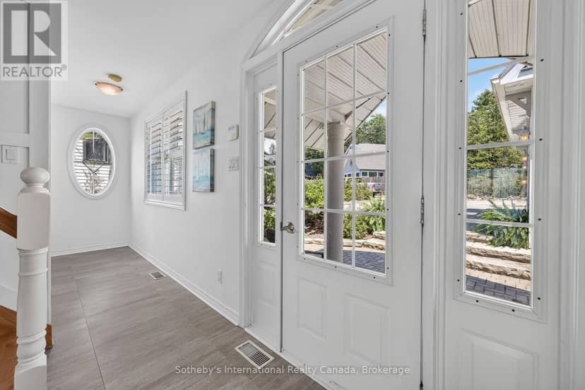 10 Lundy Lane — photo 4 of 40