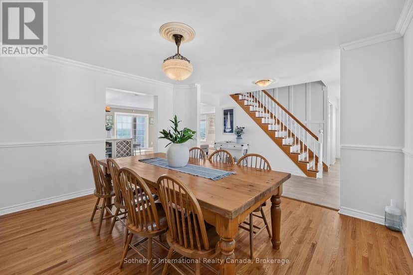 10 Lundy Lane — photo 7 of 40