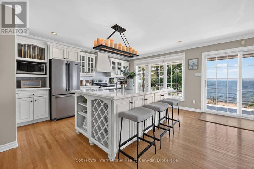 10 Lundy Lane — photo 8 of 40