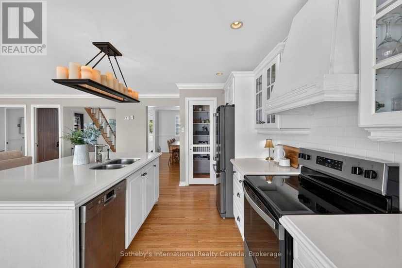 10 Lundy Lane — photo 9 of 40