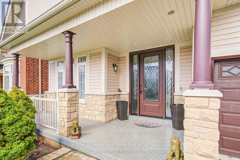 26 Regalia Way — photo 2 of 40