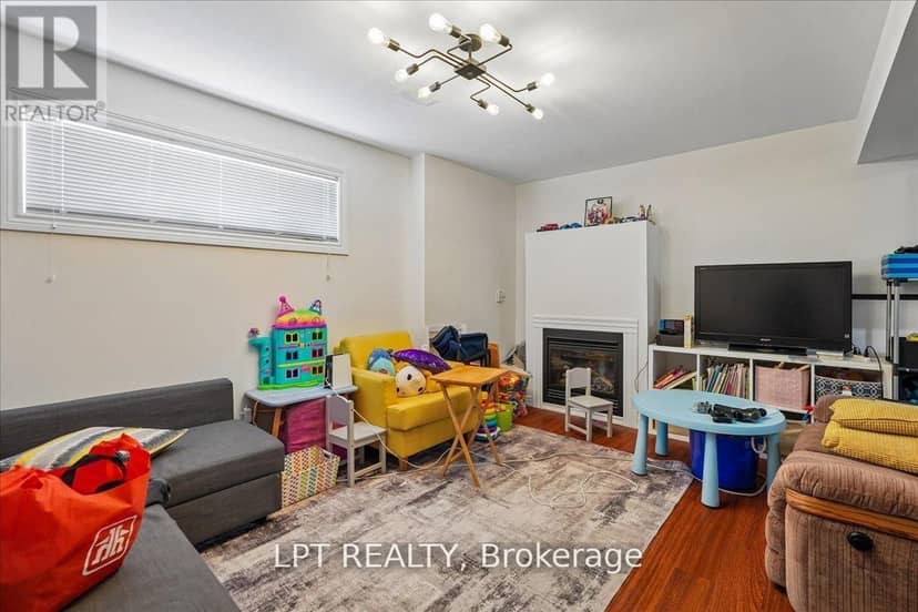 19 Terrastone Court — photo 4 of 11