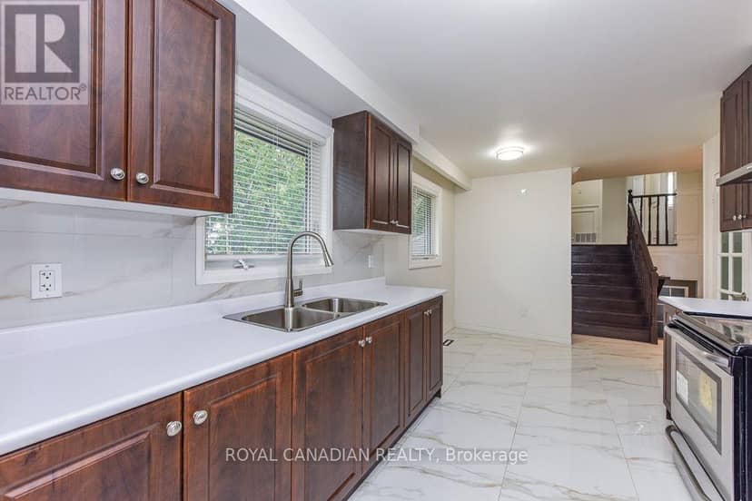 7700 Kittridge Drive — photo 12 of 40