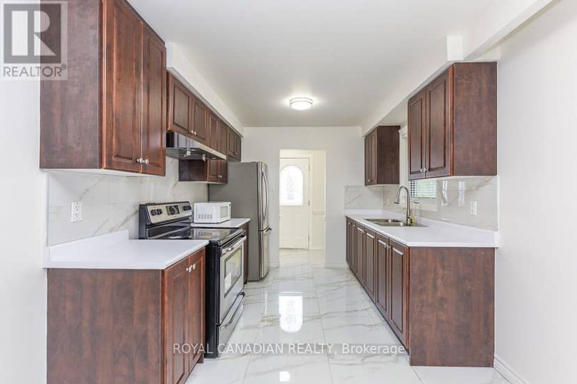 7700 Kittridge Drive — photo 9 of 40