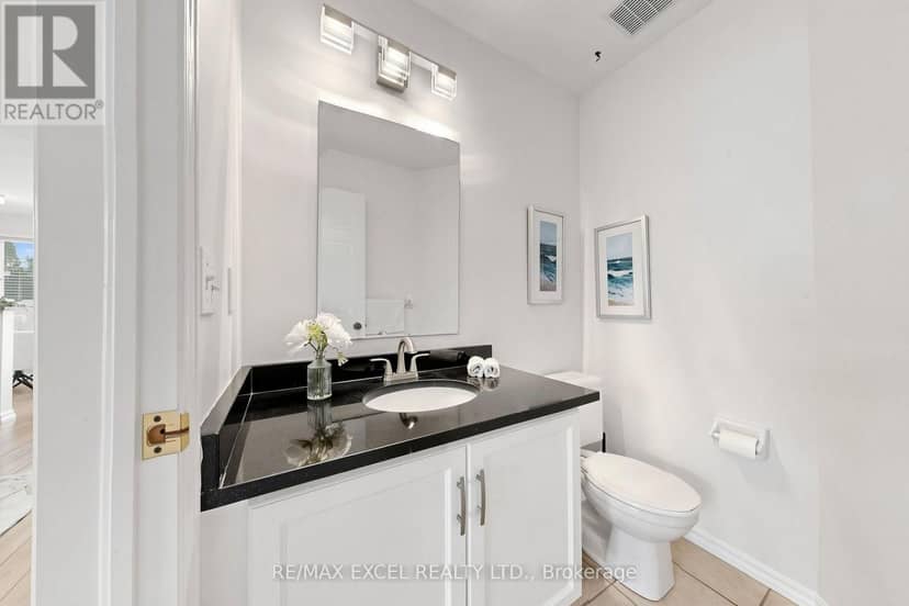 548 Mariner Drive — photo 11 of 40