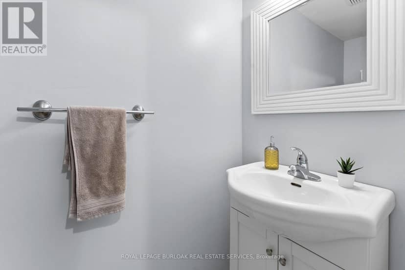 12 - 465 Beechwood Place — photo 9 of 40
