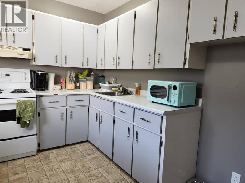 G70 1900 STRATHCONA AVENUE, Prince George, photo 6