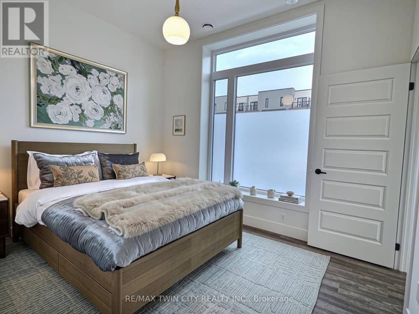 101 - 107 Roger Street — photo 19 of 40